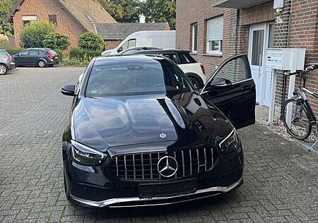 Mercedes-Benz E 220 d *Avantgarde*Stdhzg*Distr*Mbeam*RKam*MBUX