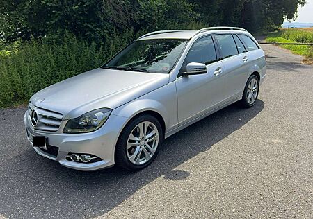 Mercedes-Benz C 220 T CDI DPF (BlueEFFICIENCY) 7G-TRONIC