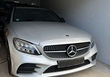 Mercedes-Benz C 220 C 220d AMG-Line Night Paket