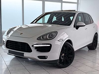 Porsche Cayenne Turbo S - AHK/Burm./Chrono/ACC/Volleder
