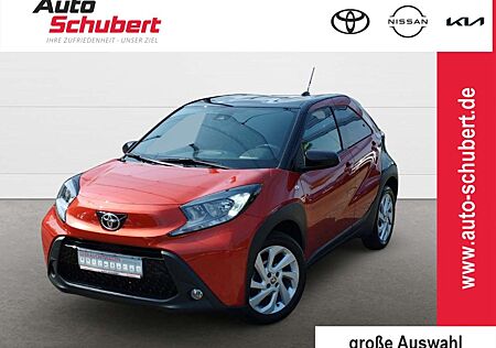 Toyota Aygo (X) Pulse 1,0-L-VVT-I, 5-GANG+Allwetterreifen+Kamera