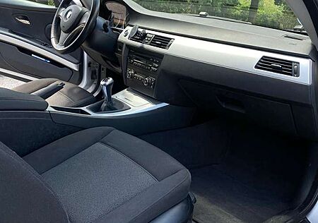 BMW 325i 325