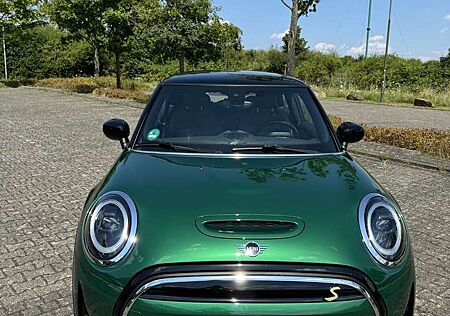 Mini Cooper SE Classic Trim
