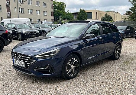 Hyundai i30 cw Intro Edition Facelift Automatik Pano TOP