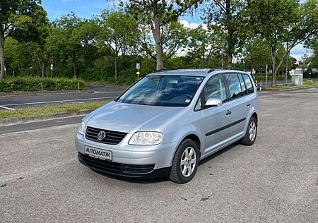 VW Touran Volkswagen 1.6 FSI Automatik Trendline