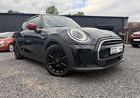 MINI One ESSENTIAL TRIM FACELIFT DSG LED NAVI 1.HD