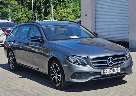 Mercedes-Benz E 220 T-Modell Avantgarde d 4Matic HUD+Kamera