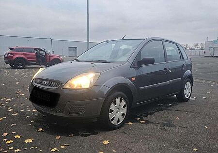 Ford Fiesta 1.3 TÜV, Klima,Winter Reifen