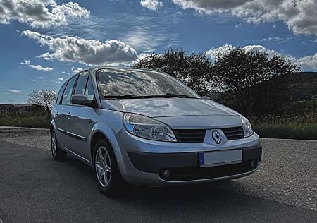 Renault Grand Scenic 2.0 16V Exception