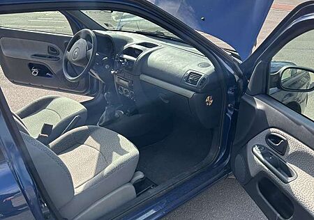Renault Clio 1.2 16V