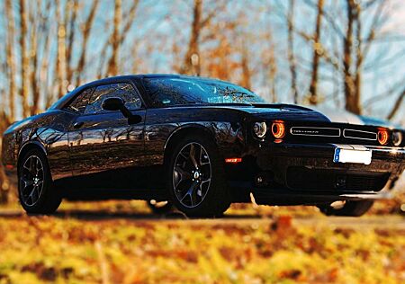 Dodge Challenger SXT Plus, Vollausst., Super TrackPack