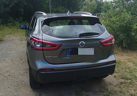 Nissan Qashqai 1.3 DIG-T DCT N-CONNECTA