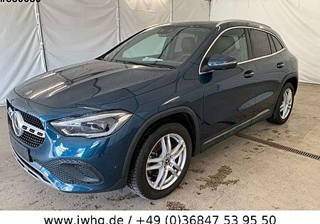 Mercedes-Benz GLA 220 4M Progressive Multib Distr+ SiKlima360K