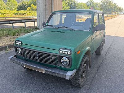 Lada Niva Only Fahrbereit Grün