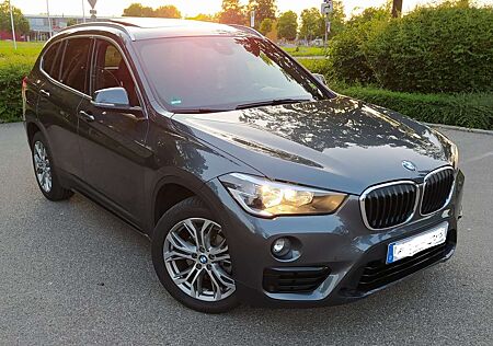 BMW X1 sDrive18d Sport Line |Pano|Neu Reifen & Bremsen|