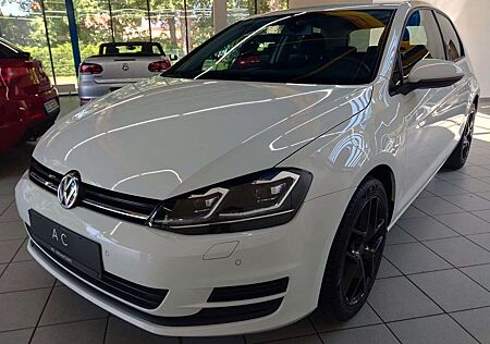 VW Golf Volkswagen VII Lim. Trendline BMT,2.Hand.SH,LED