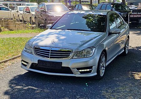 Mercedes-Benz C 180 Ich CGI BlueEfficiency. AMG Paket