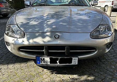 Jaguar XK8 Coupe
