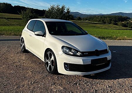 VW Golf GTI Volkswagen GTI MOTOR NEU