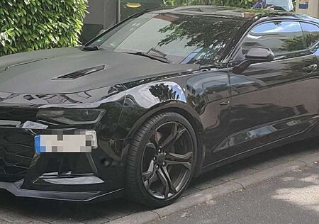Chevrolet Camaro Coupe 6.2 V8