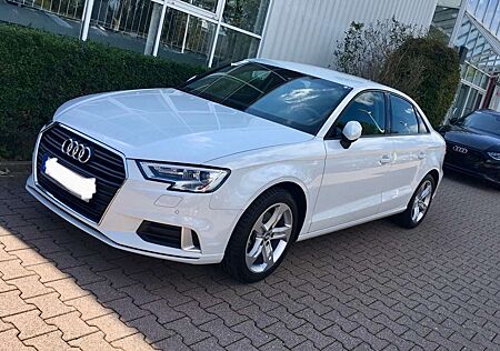 Audi A3 1.4 TFSI cylinder on demand ultra Limousine sport
