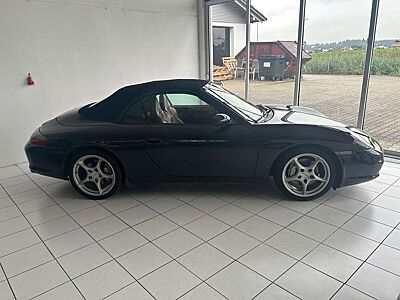 Porsche 996 911 Carrera 4 Cabrio