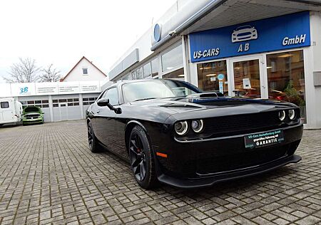 Dodge Challenger 6.4 L V8 R/T* Scat Pack