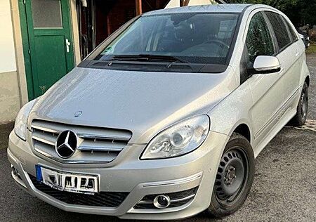 Mercedes-Benz B 200 Autotronic