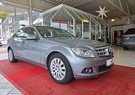 Mercedes-Benz C 250 CGI BlueEFFICIENCY Autom. +SHZ+TEMPOMAT+