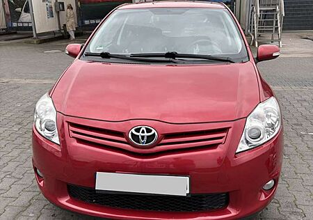 Toyota Auris 1.6 Life