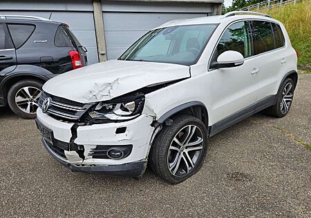 VW Tiguan Volkswagen 2.0 TDI DPF 4Motion Sport Xenon Led Kamera Navi