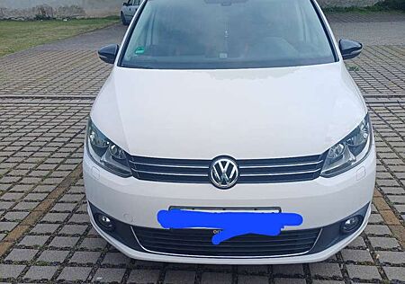 VW Touran Volkswagen 1.6 TDI DPF MATCH