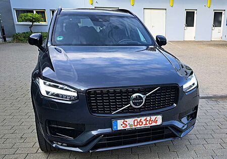 Volvo XC 90 XC90 R DesignAWD Lüftfahrwerk Standheizung HeadUp