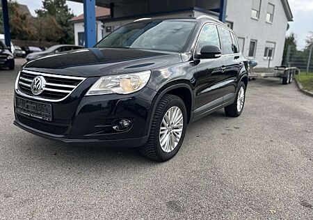 VW Tiguan Volkswagen Sport 2,0 Benzin 4X4