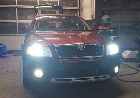 Skoda Octavia II Combi Diesel Combi 2.0 TDI DPF Scout 4x