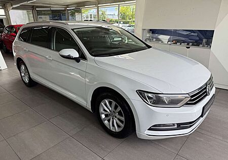 VW Passat Variant Volkswagen Passat*Variant*Comfl*Navi*Sitzh*Massage*ACC*