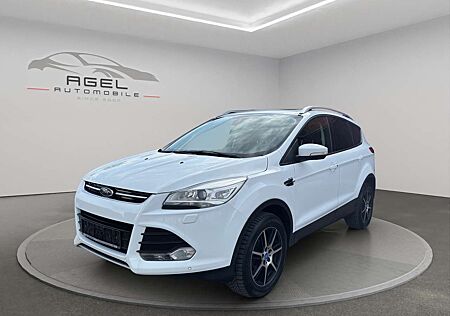 Ford Kuga Titanium*AHK*Pano*Navi*PDC V/H*