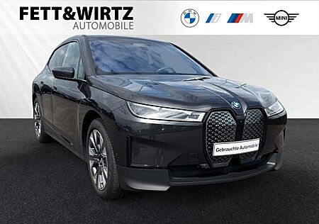 BMW iX xDrive50 AHK Laser PA+ LCProf