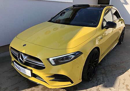 Mercedes-Benz A 35 AMG 4Matic AMG Speedshift DCT Keyless Pano Burmester