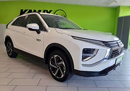 Mitsubishi Eclipse Cross 2.4MIVEC 4WD Aut.CARPLAY+TEMPO+AHK