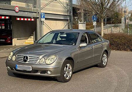 Mercedes-Benz E 280 8 Fach Bereift, 2. Hand, Schechkeft Gepflegt