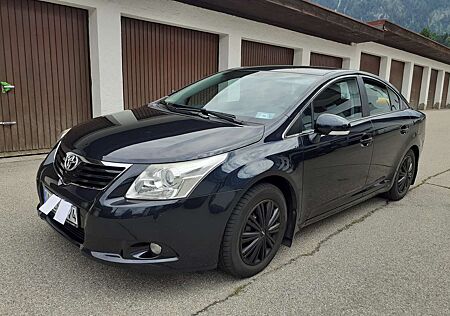 Toyota Avensis 1.8 Executive