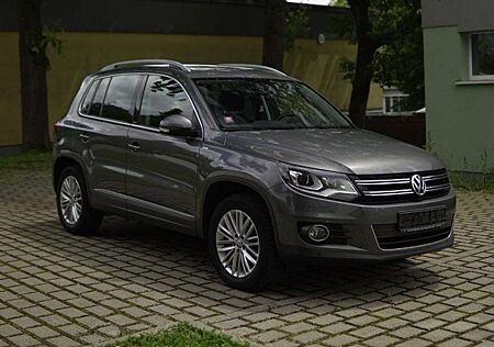 VW Tiguan Volkswagen 2.0 TDI DPF 4Motion BlueMotion Techn. DSG Cup Trac