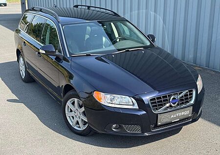 Volvo V70 2.0 Kombi Momentum*AUT*LEDER*BI-XENON