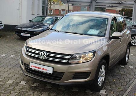 VW Tiguan Volkswagen 2.0 TDI Trend & Fun BMT*NAVI*LEDER*RFK*