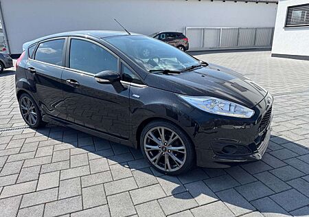 Ford Fiesta ST-Line "8 Fach Neu Bereift"