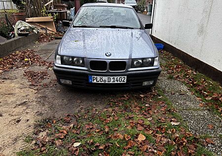 BMW 318i 318