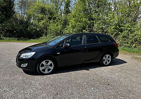 Opel Astra 1.4 Sports Tourer ecoFLEX Design Edition
