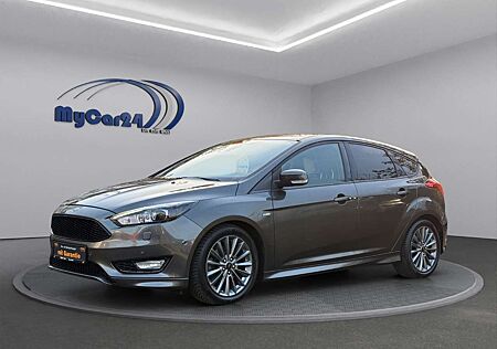 Ford Focus 1.5 Lim. ST-LineI Autom.INaviISZHIGarantie