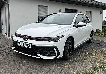 VW Golf GTI Volkswagen 2.0 TSI 195 kW GTI, NP 57.410€, Mega Ausstattung